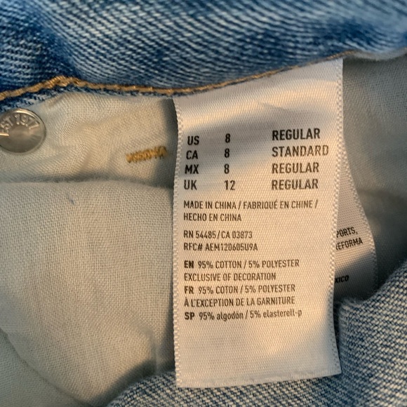 AE distressed mom jean - Picture 11 of 11